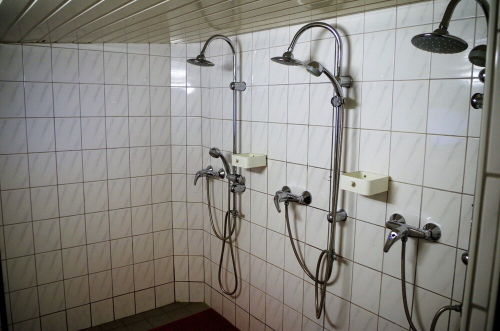 Dusche im Bad