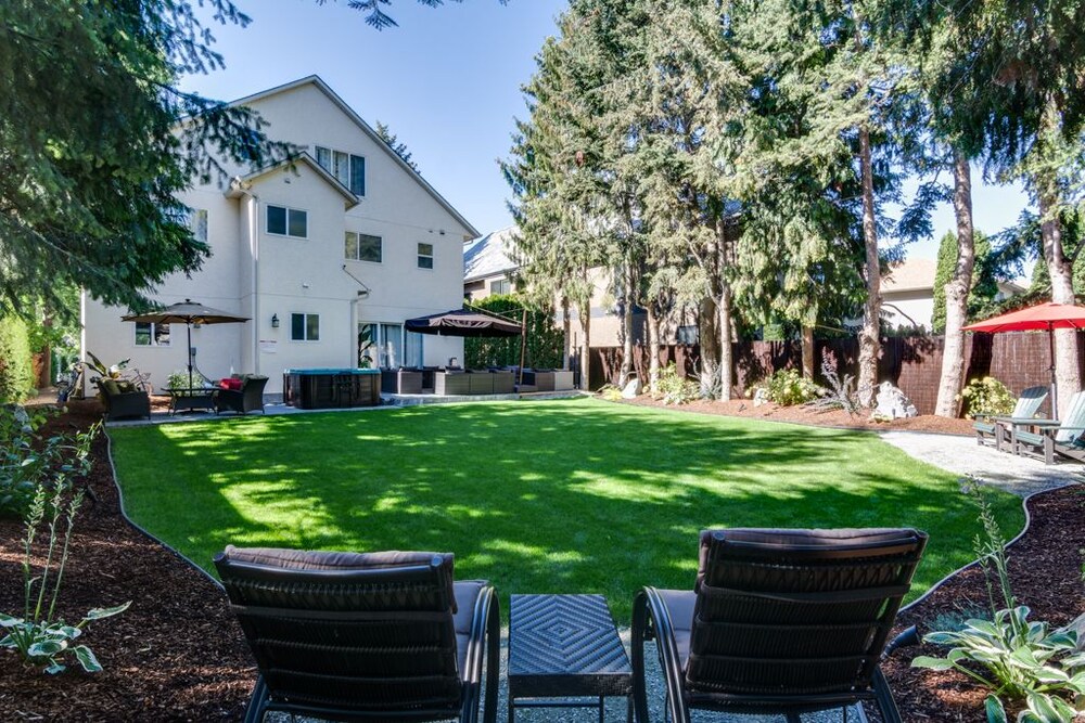Outdoor Banquet Area