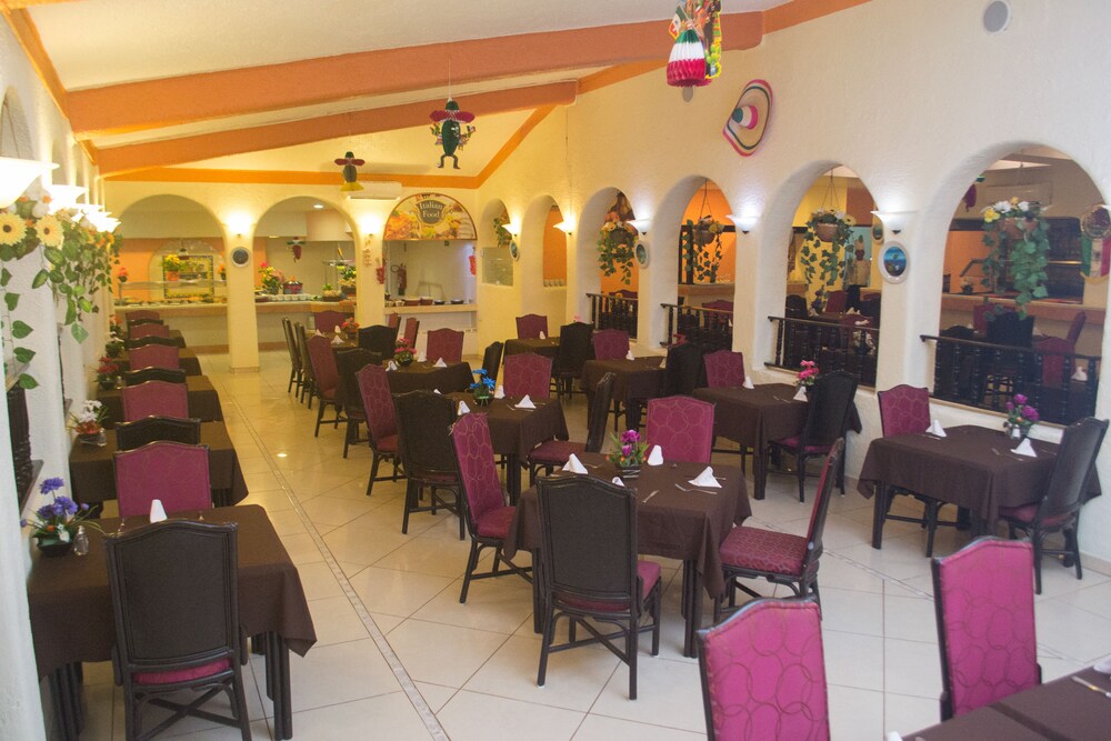 Hotel Lounge