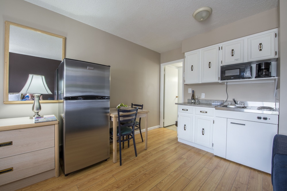 In-Room Kitchenette
