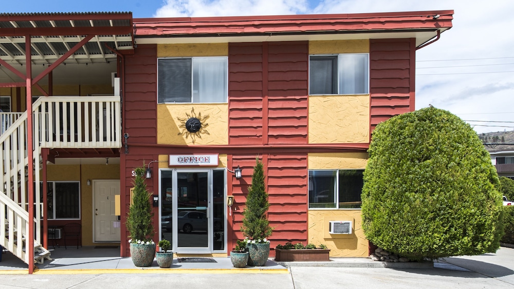 Hotel Front