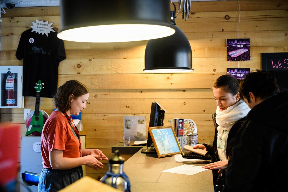 Check-in/Check-out Kiosk