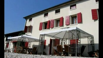 B&B Pleris