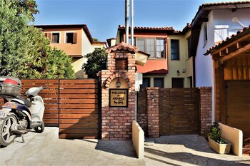 Arabas Studios - Hostel