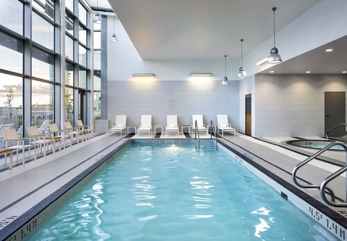 Element Vancouver Metrotown