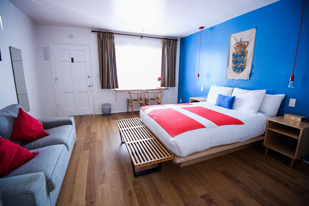 Children’s Theme Room