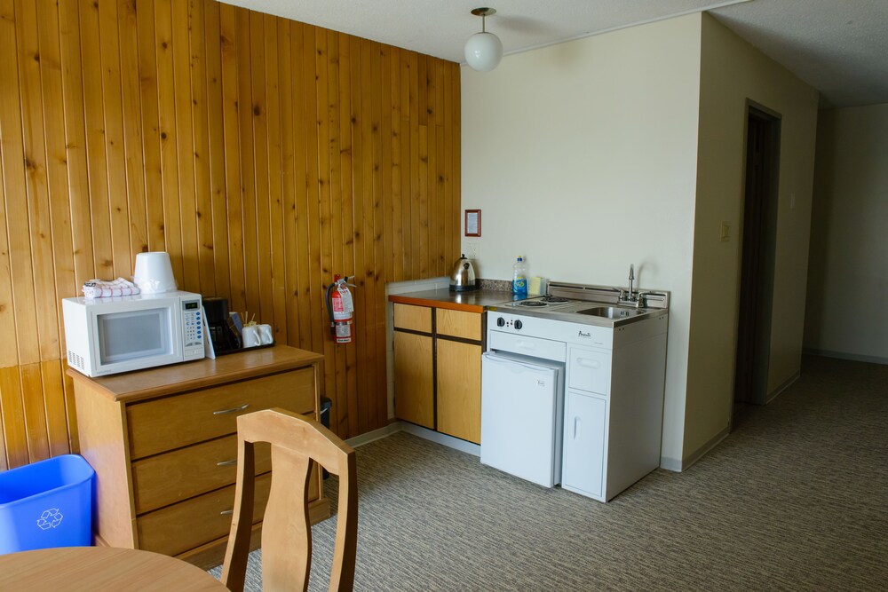 In-Room Kitchen