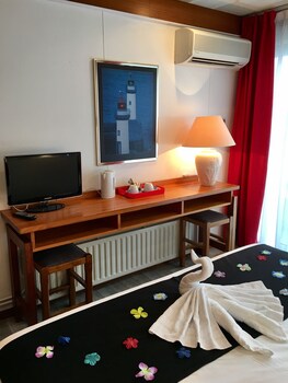 Guestroom
