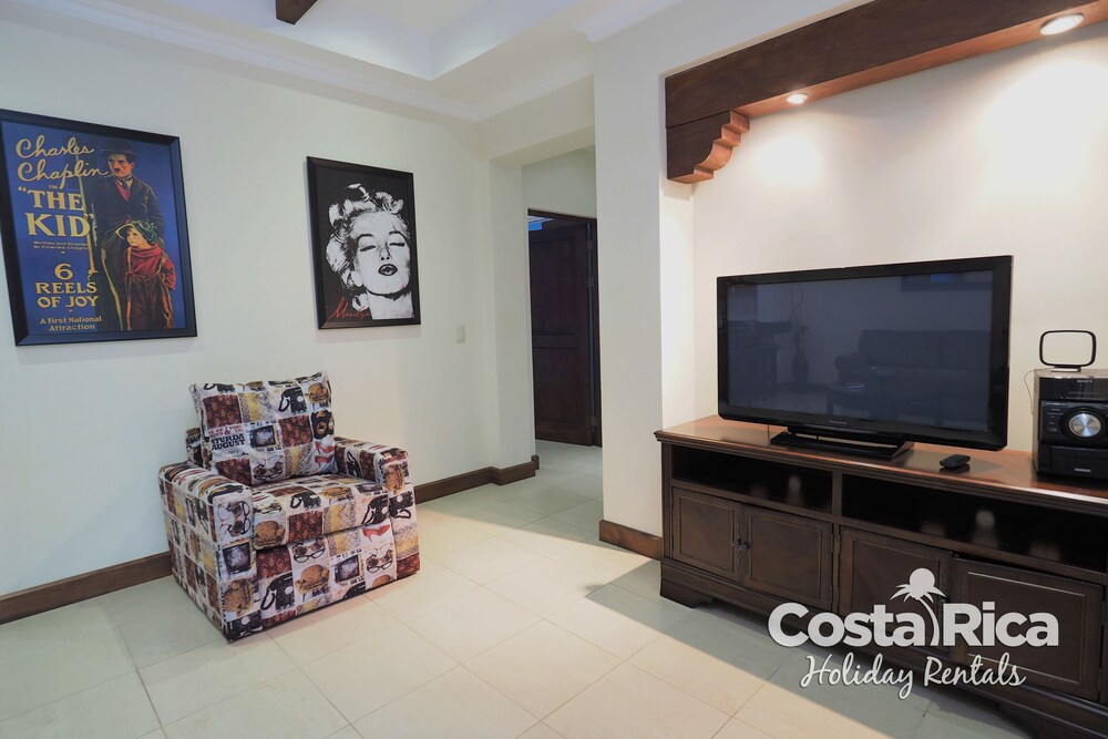 거실 (Apartment, 2 Bedrooms (Condominio 11))