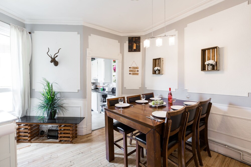 City Apartment, 2 Bedrooms, Terrace - In-Room Dining