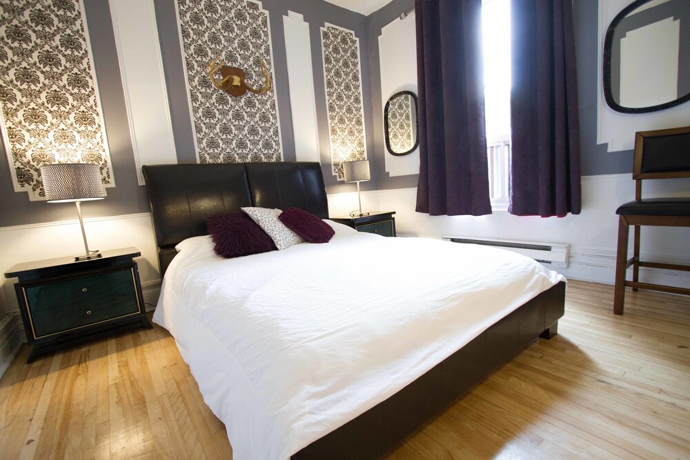 City Apartment, 2 Bedrooms, Terrace - Guestroom