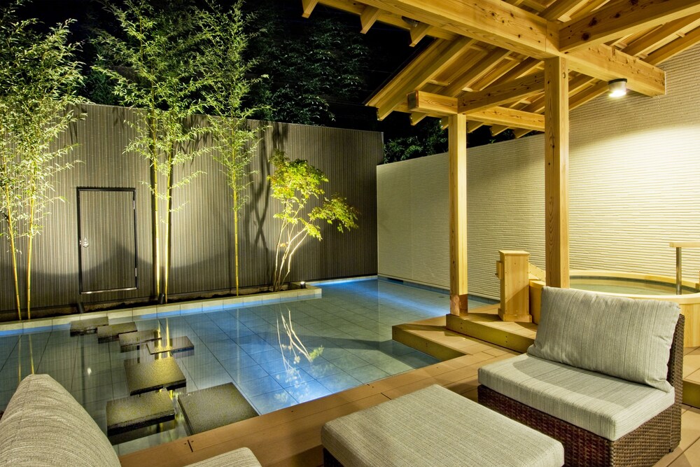 屋外プール