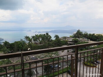 Guestroom View