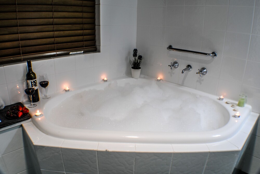 Jetted Tub