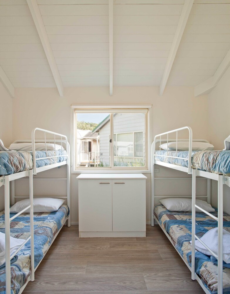 Standard Cabin, 2 Bedrooms, Sea View - Guestroom