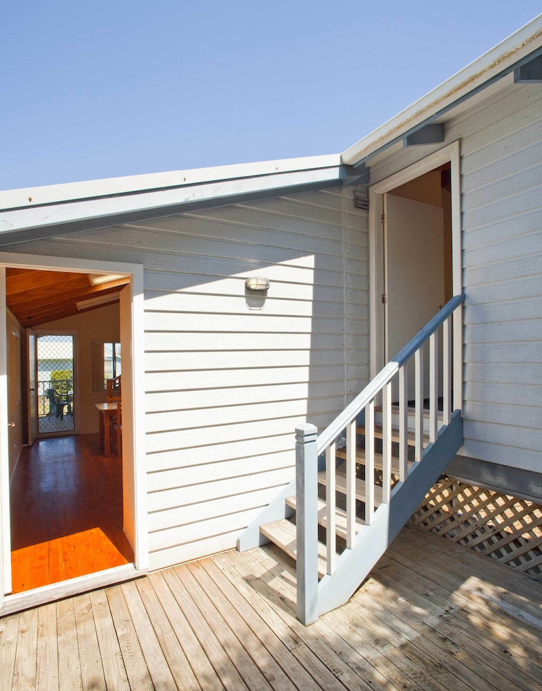 Standard Cabin, 2 Bedrooms, Resort View - Terrace/Patio