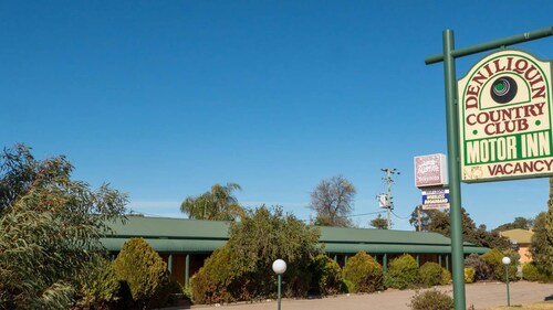 Deniliquin Country Club Motor Inn