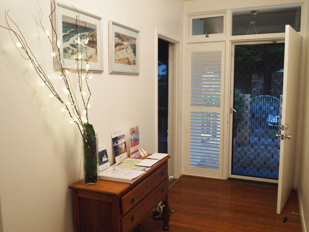 Townhouse 99 - Guestroom