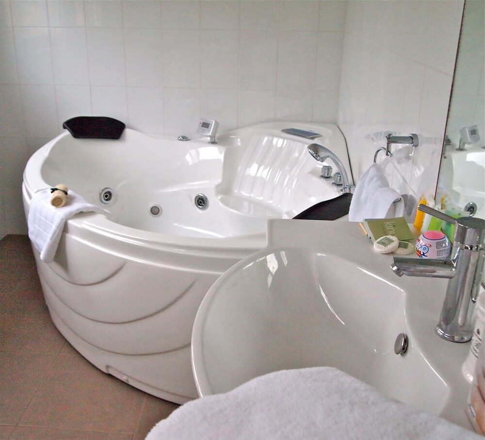 Townhouse 99 - Bathroom