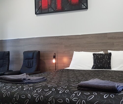 Motel24seven