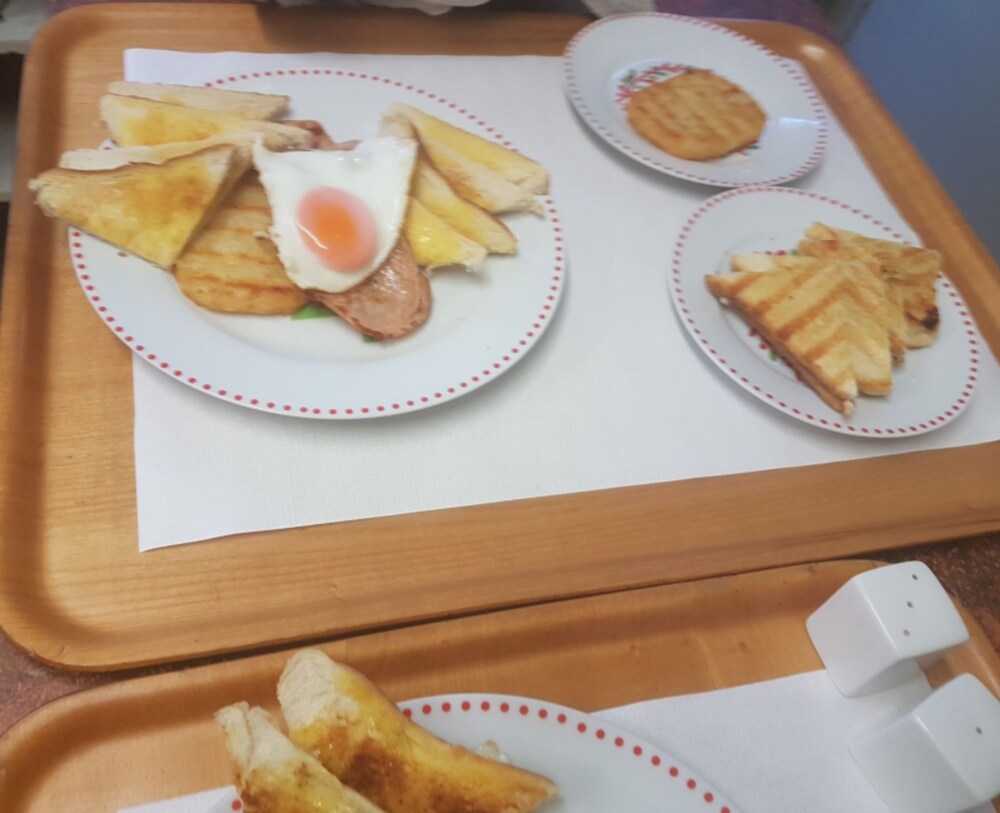 룸서비스 - 식사