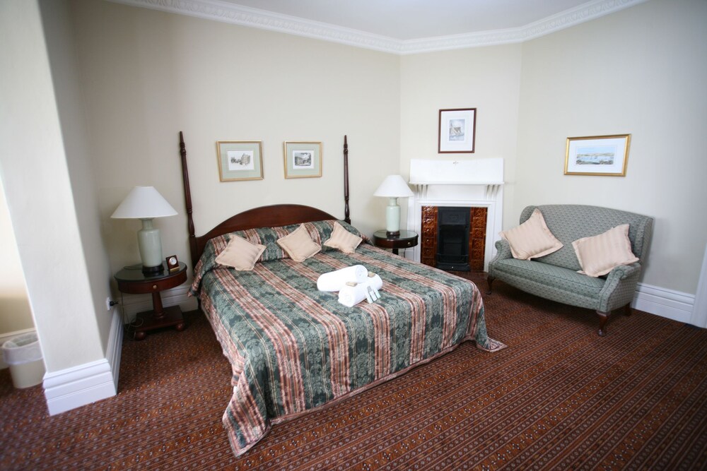 Guestroom