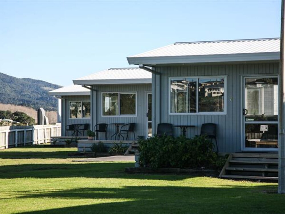 Park Motel - Featured Image