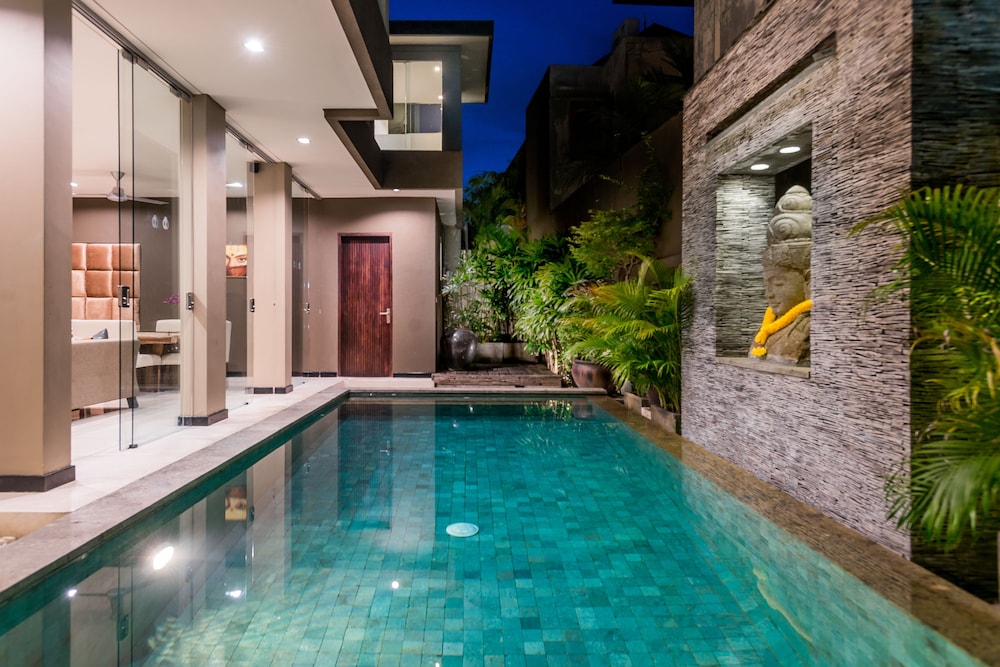 Junior Suite, Private Pool - Guestroom View