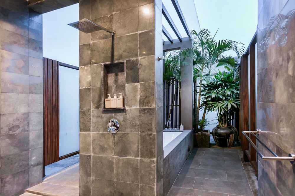 Villa, 2 Bedrooms, Private Pool - Bathroom