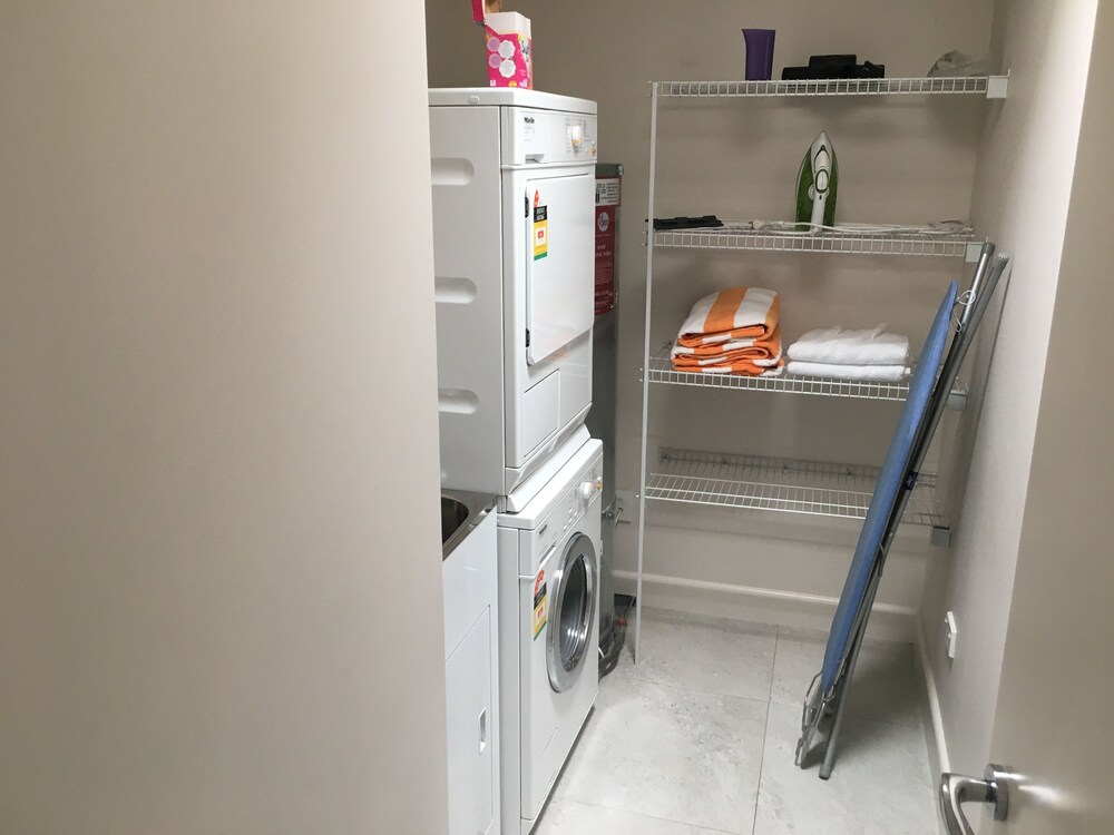 객실 내 편의 시설 (디럭스 아파트, 침실 여러 개, 금연, 주방 (3 bedroom deluxe))