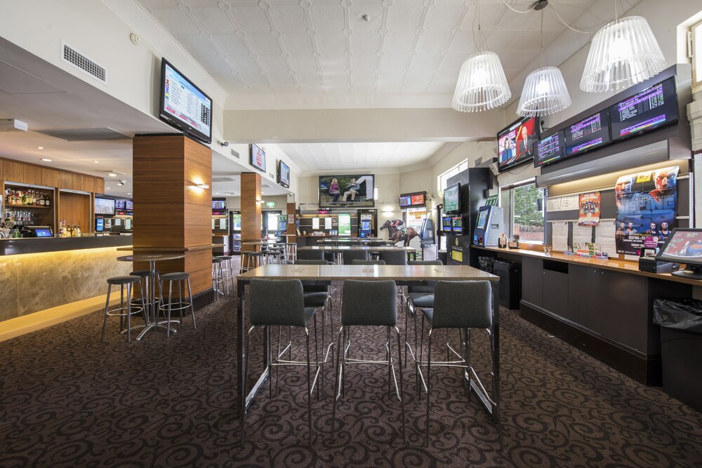 Sports Bar