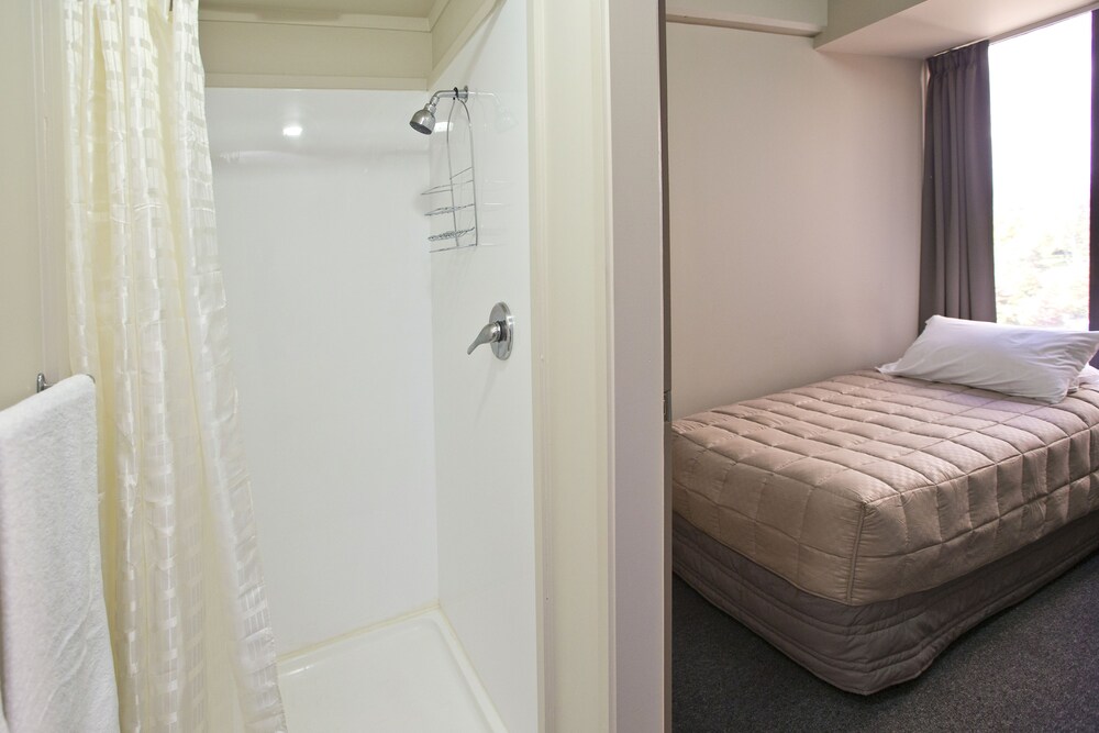 Single Room - Guestroom