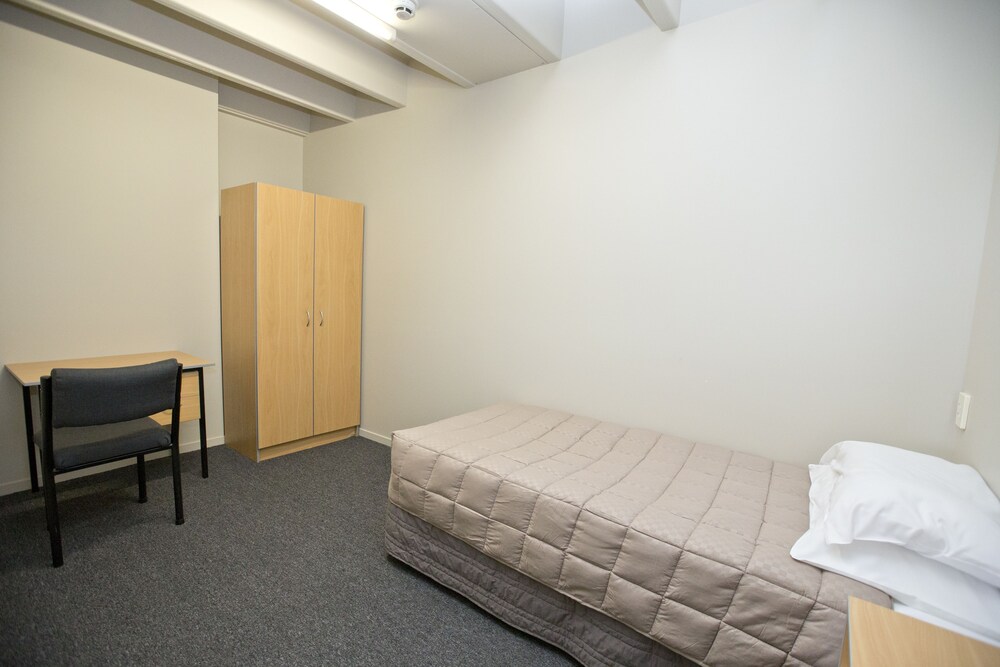 Apartment, 2 Bedrooms - Guestroom