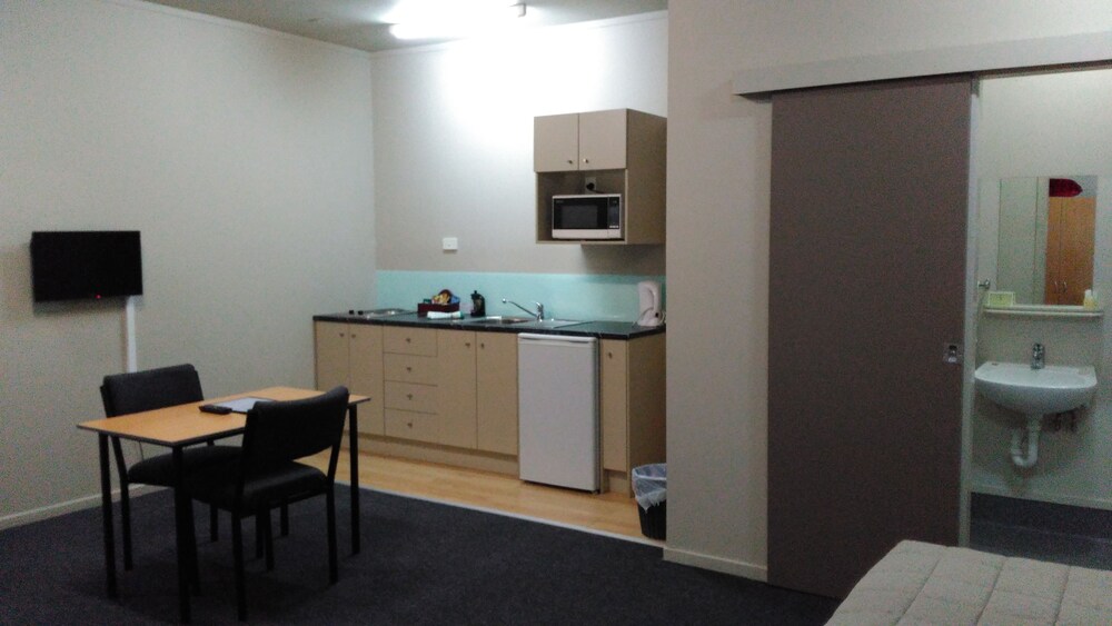 Studio - Guestroom