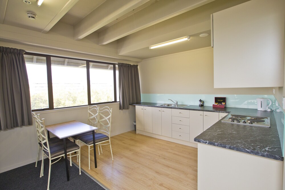 Apartment, 2 Bedrooms - Guestroom
