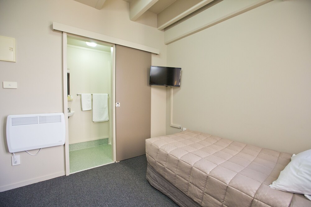 Single Room - Guestroom