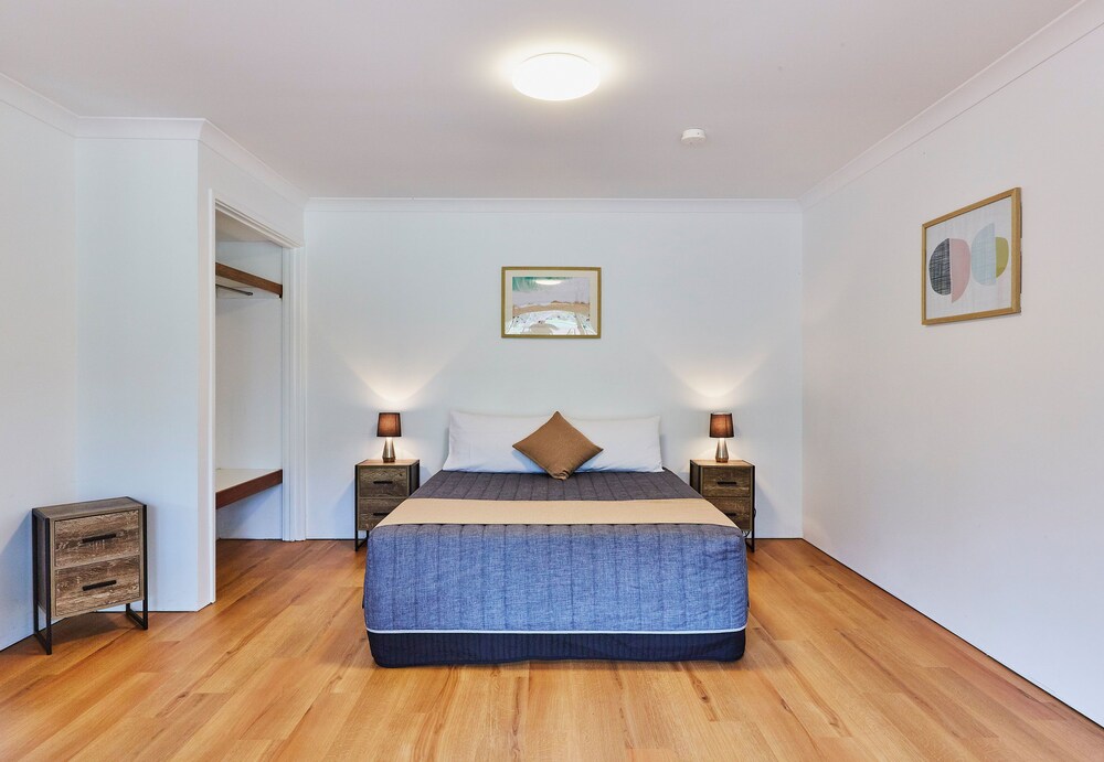 Studio Queen - Guestroom