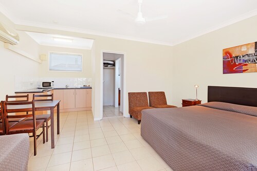 Wingham Motel