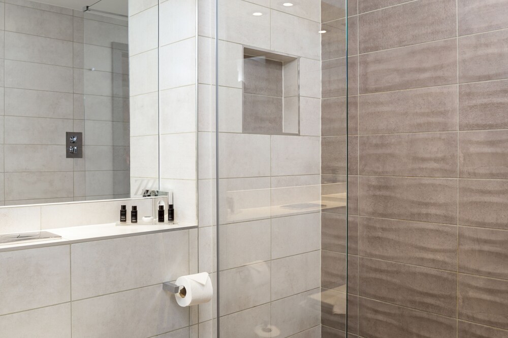 Penthouse - Bathroom