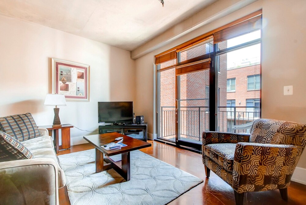 Apartment, 1 Bedroom - Living Area