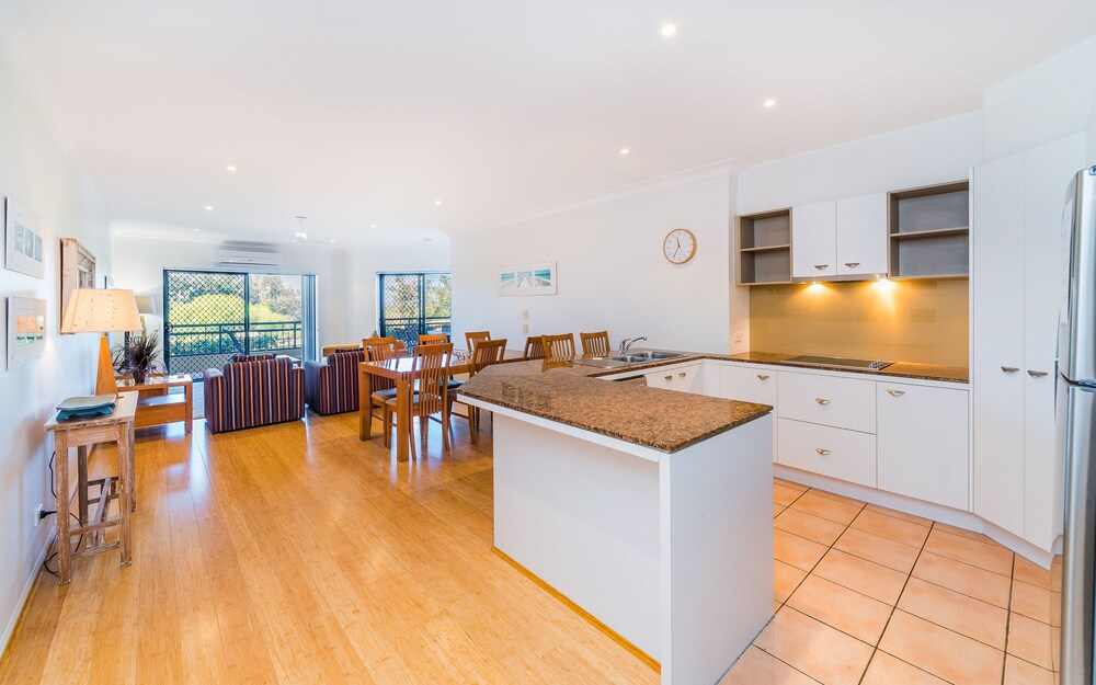 3 Bedroom Ocean Front Apartment Ground Floor - Living Area