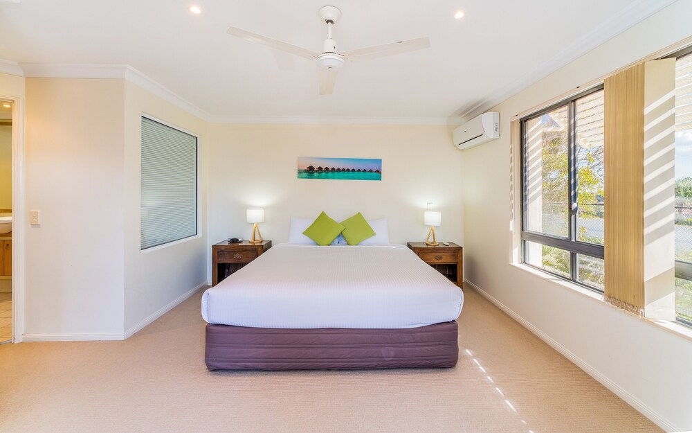 2 Bedroom Garden Townhouse - Guestroom