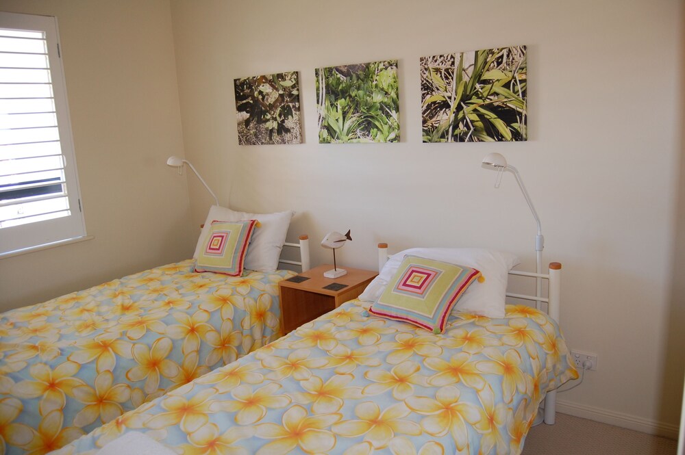 3 Bedroom Penthouse - Guestroom