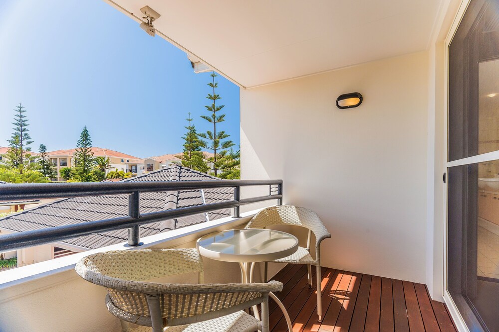 3 Bedroom Villa - Balcony