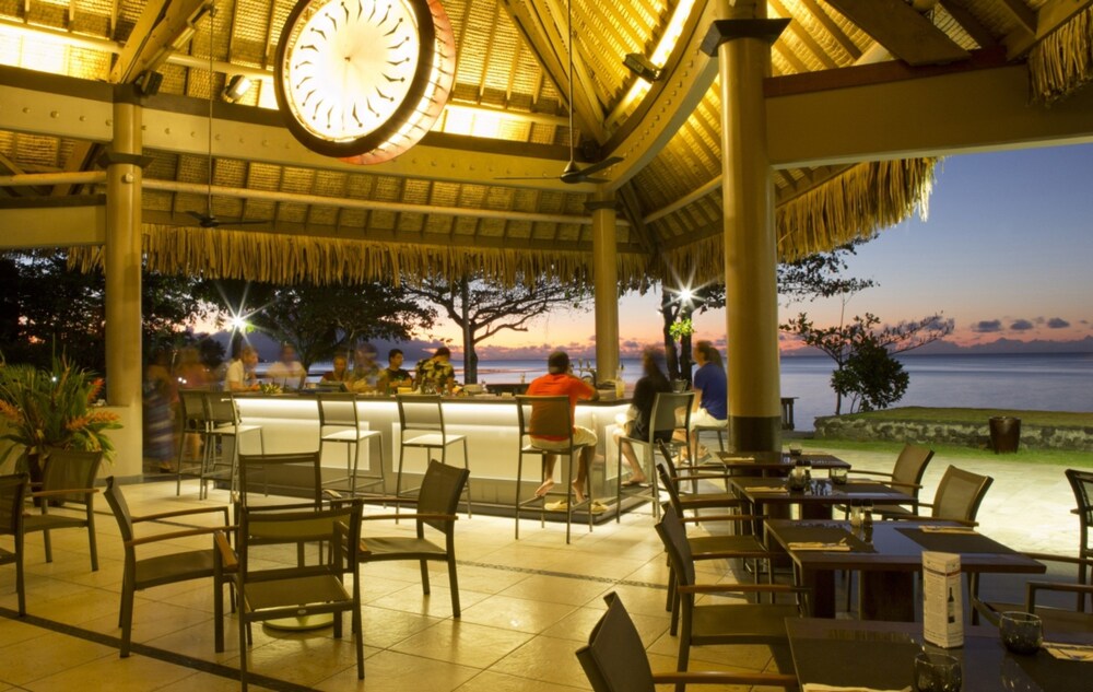 Hotel Lounge