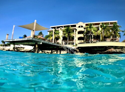The Bellafonte - Luxury Oceanfront Hotel