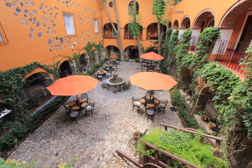 Hotel Monteverde Best Inns
