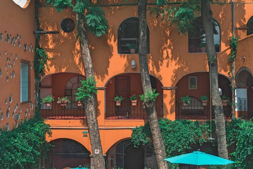Hotel Monteverde Best Inns
