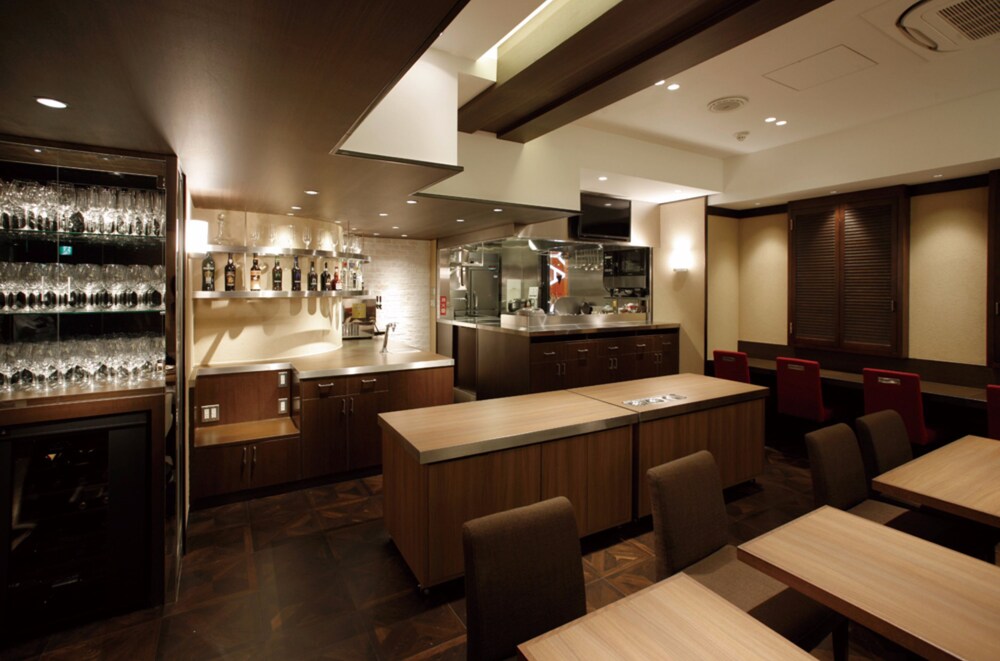 Hotel Bar