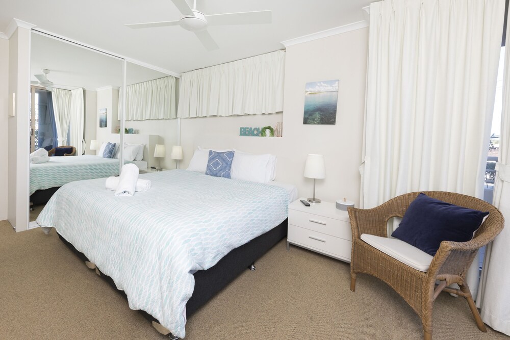 Apartment, 2 Bedrooms, Ocean View - Guestroom